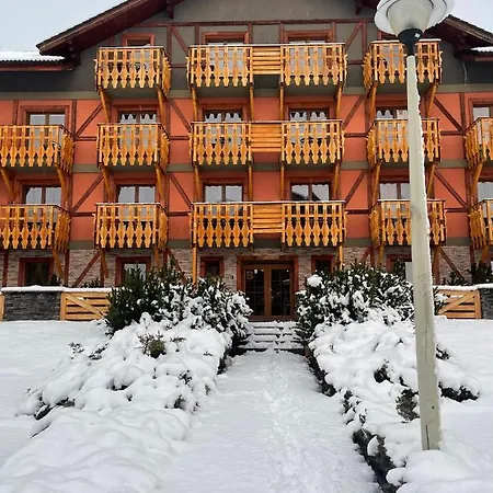 Comfortable One-Bedroom Apartment Tatragolf Vel'ka Lomnica Exterior photo